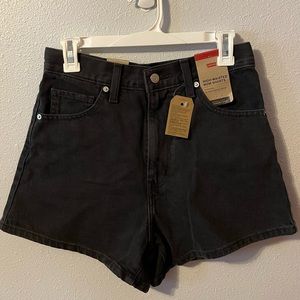 Levi’s Black High-Waisted Mom Shorts